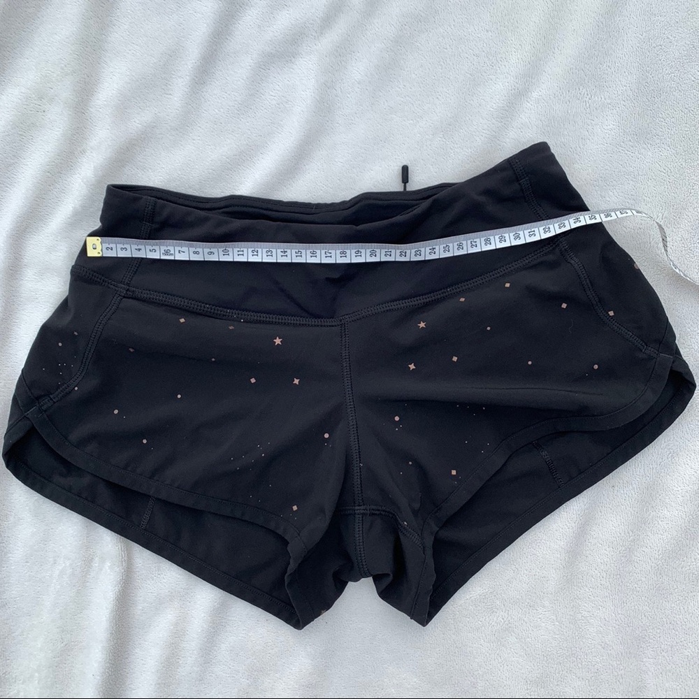 Lululemon black workout shorts with gold stars🖤